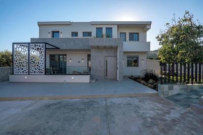 Villa Lona