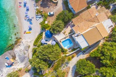 Villa Thalassa Large Private Pool Walk to Beach Sea Views A C Wifi Car Not Required - 920
