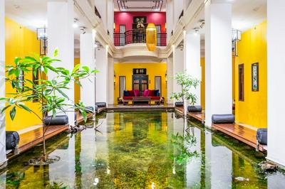 Chinatown Mandarin by Favstay