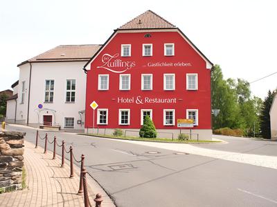 Hotel & Restaurant bei Zwillings
