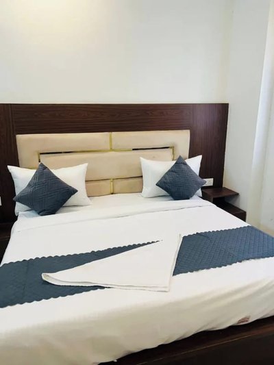 Fabhotel Satya