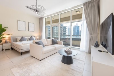Minimalist and Modern Studio in Business Bay