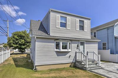 Long Island Home Near Beaches & Golf