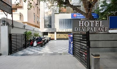 Fabhotel Prime Dev Palace