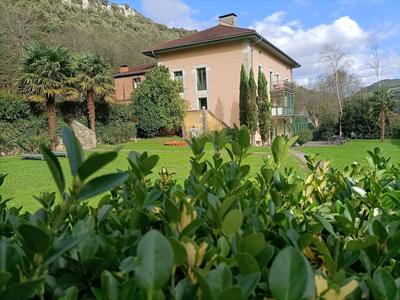 La Villa de Palacios