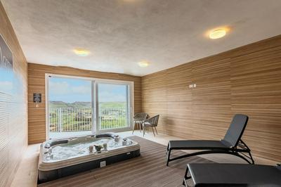 Magnifica Gozitan Villa Pool And Jacuzzi