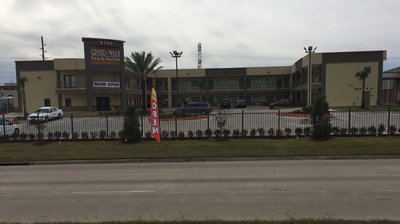 Grand Villa Inn & Suites - Humble