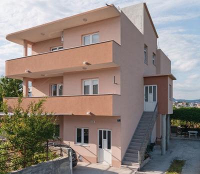 Apartments Tomic
