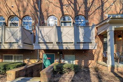 Michigan Townhome w/ Smart TV: 25 Mi to Detroit!