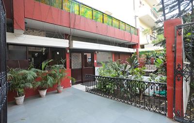 OYO 14908 Chirag Residency