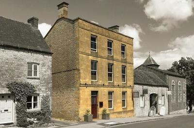Victoria House Stow