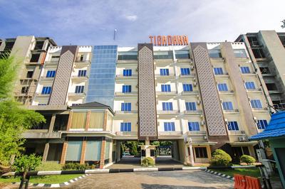 OYO 1153 Tiga Dara Hotel & Resort Syariah