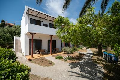 Milos Studios & Beach House