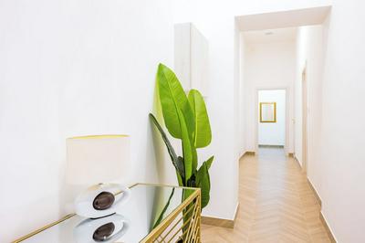 Essentia Home
