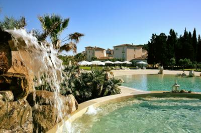 Tarthes Hotel