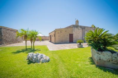 Masseria Relais Saraceno With Pool