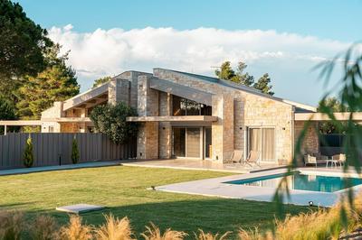 Terra Petra Luxury Villas - Gaia Villa