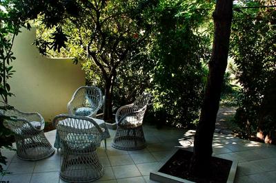 Maestro - 30m From the Beach & Parking - A1