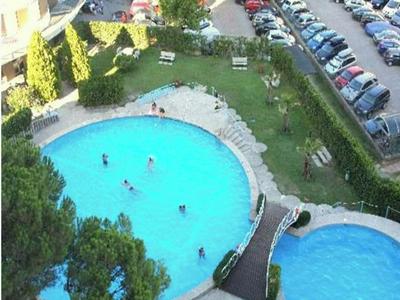 Comfortable Apartment Near the Beach With Pool