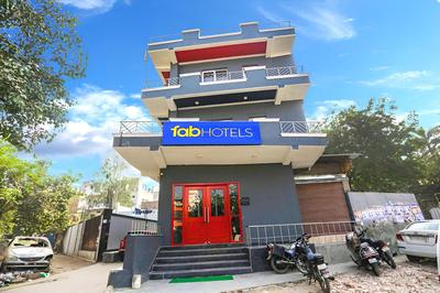 FabExpress F9 Britannia Chowk