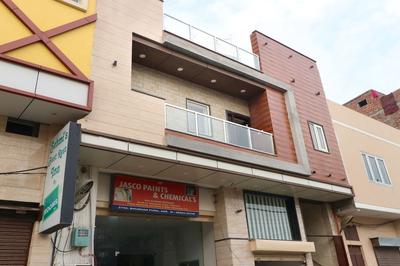 OYO 24071 Jasco Royal Inn