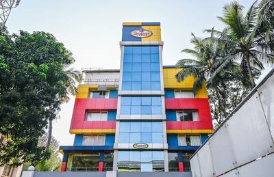 Resort The Karishma Grand