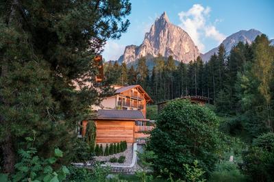 Waldrast - Forestside Living