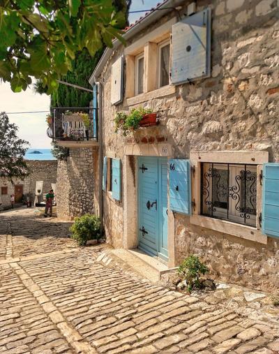 Lea Double Room With Balcony