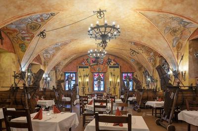 Pytloun Old Armoury Hotel Prague
