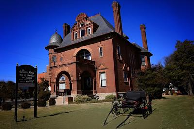 The Bennett House Bed & Breakfast