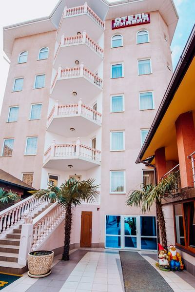 Mihail Hotel