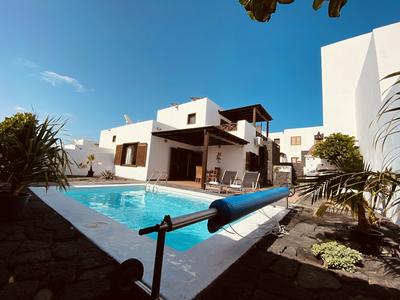 Individual Villa With Heated Solar Energy Pool With a Temperature of 30