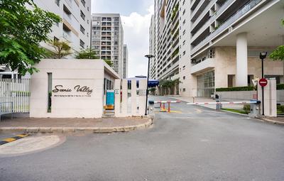 Scenic Valley By Dhome