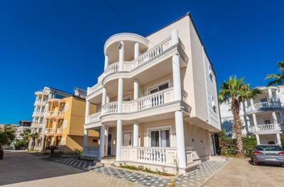 Sea Le Vie Hotel 3