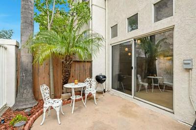 Bright Townhome Retreat With Private Patio Walk Trails