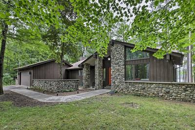 Arbor Vitae Home w/ Game Room: Snowmobiles Welcome