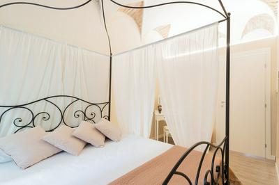 Romantic Escape City Centre With Jacuzzi & Parking by Rent all Como