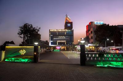 Hotel Fun City
