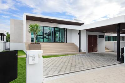 White Sand Beach Residences Pattaya