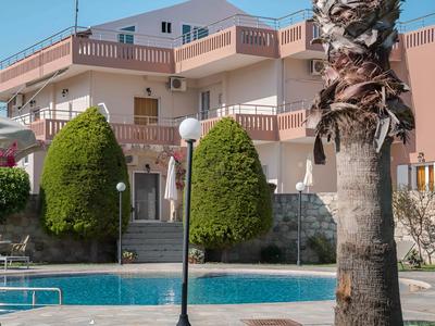 Petritos Rooms and Studios