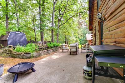 Lovely Gilbertsville Cabin w/ Patio, 4 Mi to Water