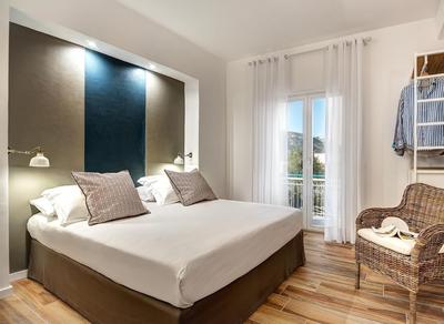 Sorrento Lux Suites - Blue