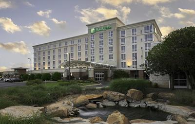 Holiday Inn Ardmore I-35 by IHG