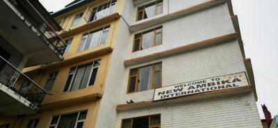 Goroomgo New Ambika Mall Road Manali