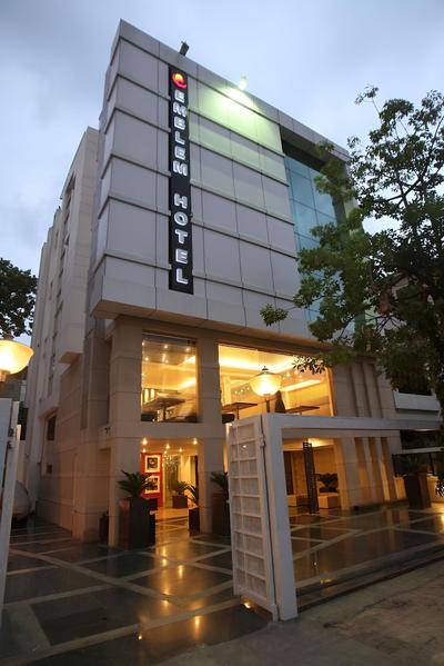 Emblem Hotel, New Friends Colony