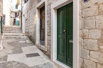 Apartments Vauquer
