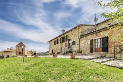 Villa Santarcangelo With Pool