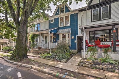 Charming Lambertville Retreat - 1 Mi to River!