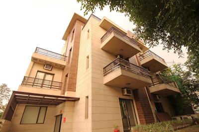 OYO 6558 SD Royal Inn