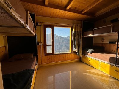 Pumpkin Hostel Shoja